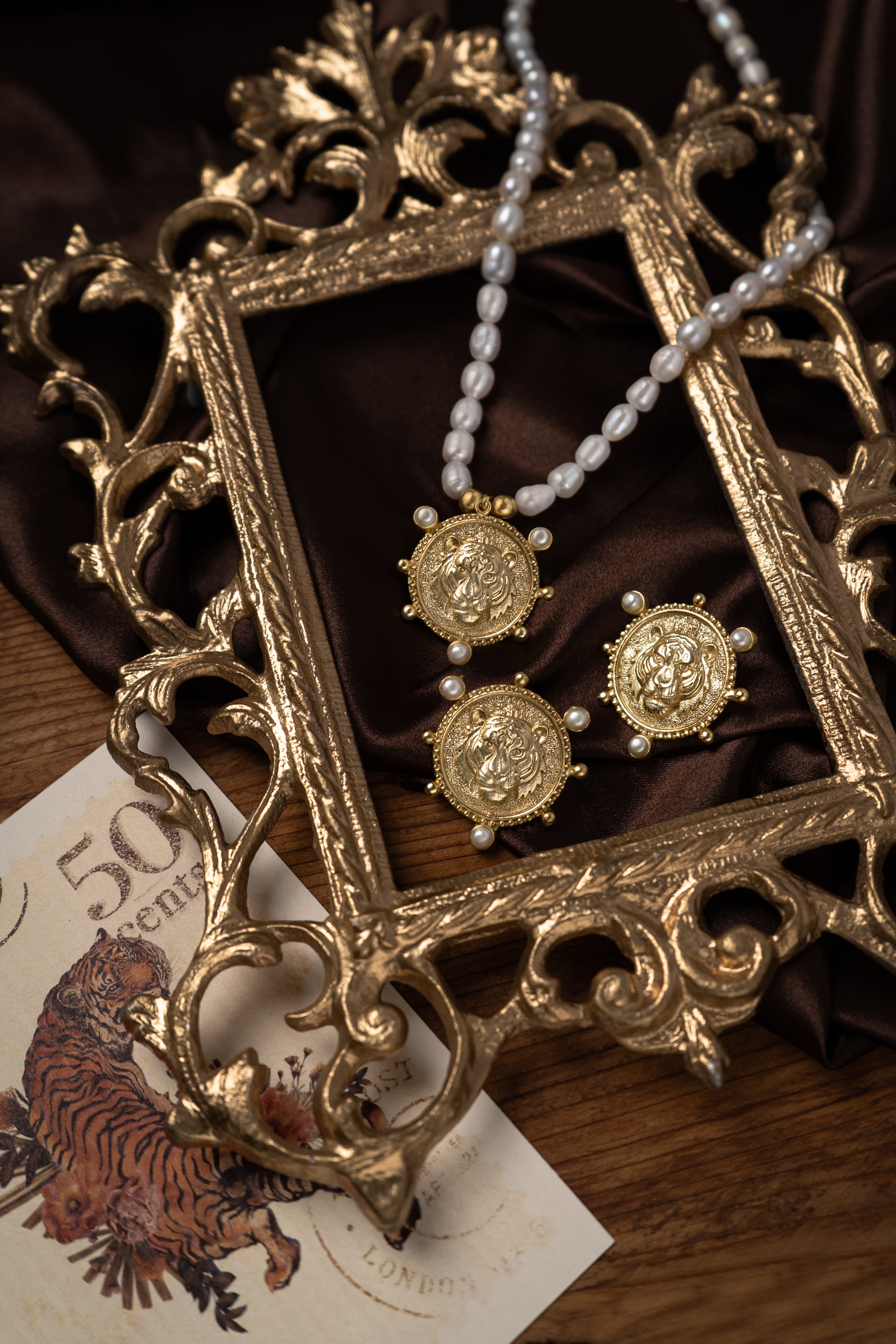 Shera Necklace image 2