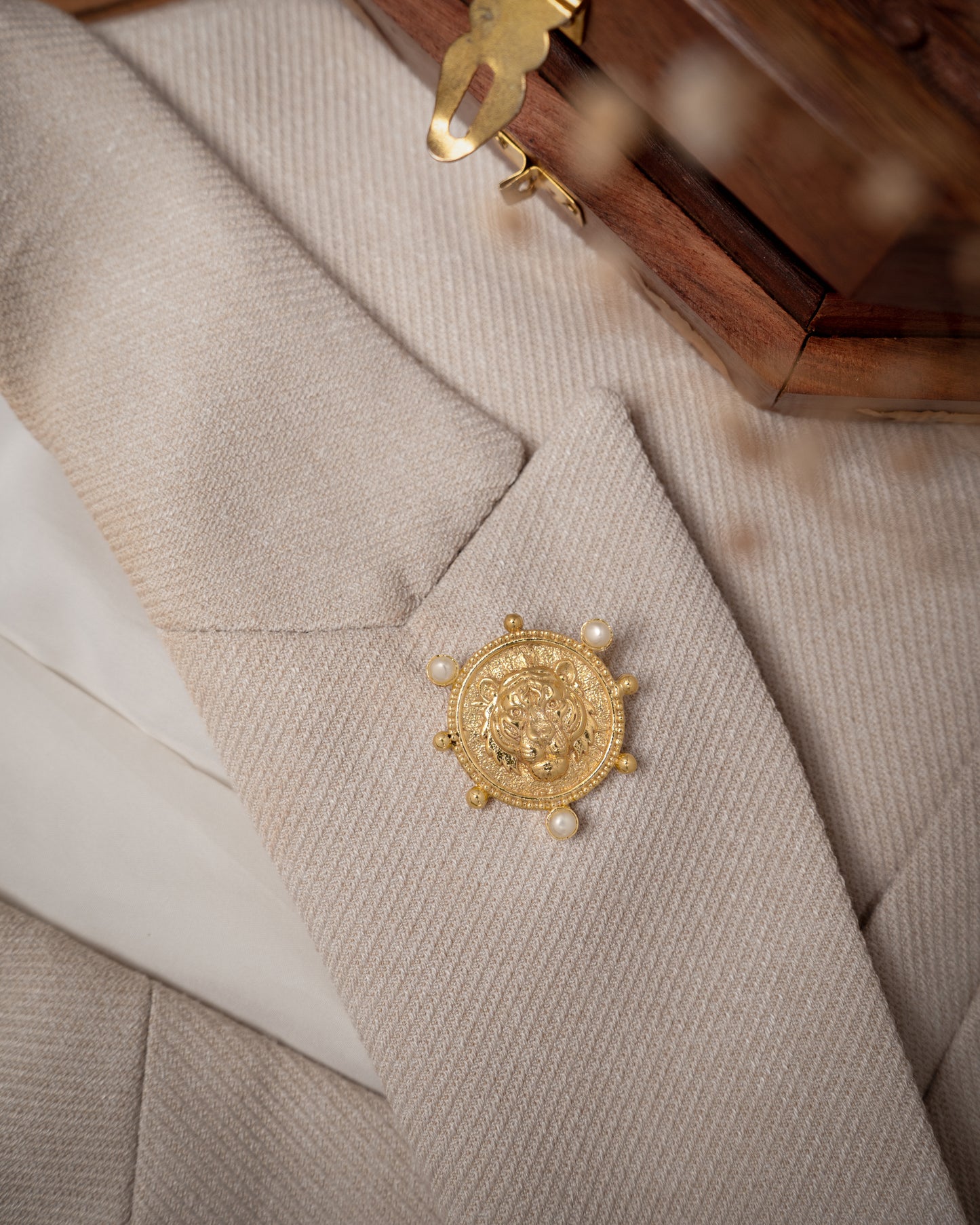 Shera Brooch